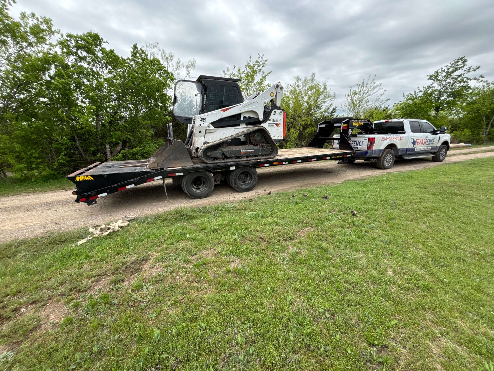 Waco Fencing - TFS Truck and Equipment